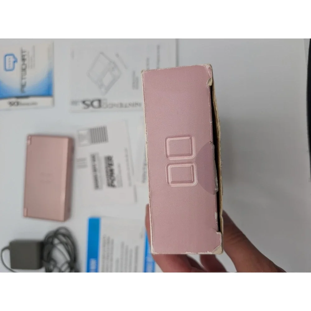Nintendo DS Lite Coral Pink Console Complete In Box CIB Charger Manual Tested
